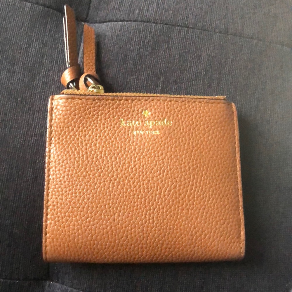 Like New! KATE SPADE WALLET
